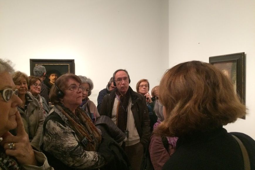 Els Amics, ben atents a les explicaciones de la guia. Els Amics, ben atents a les explicaciones de la guia.