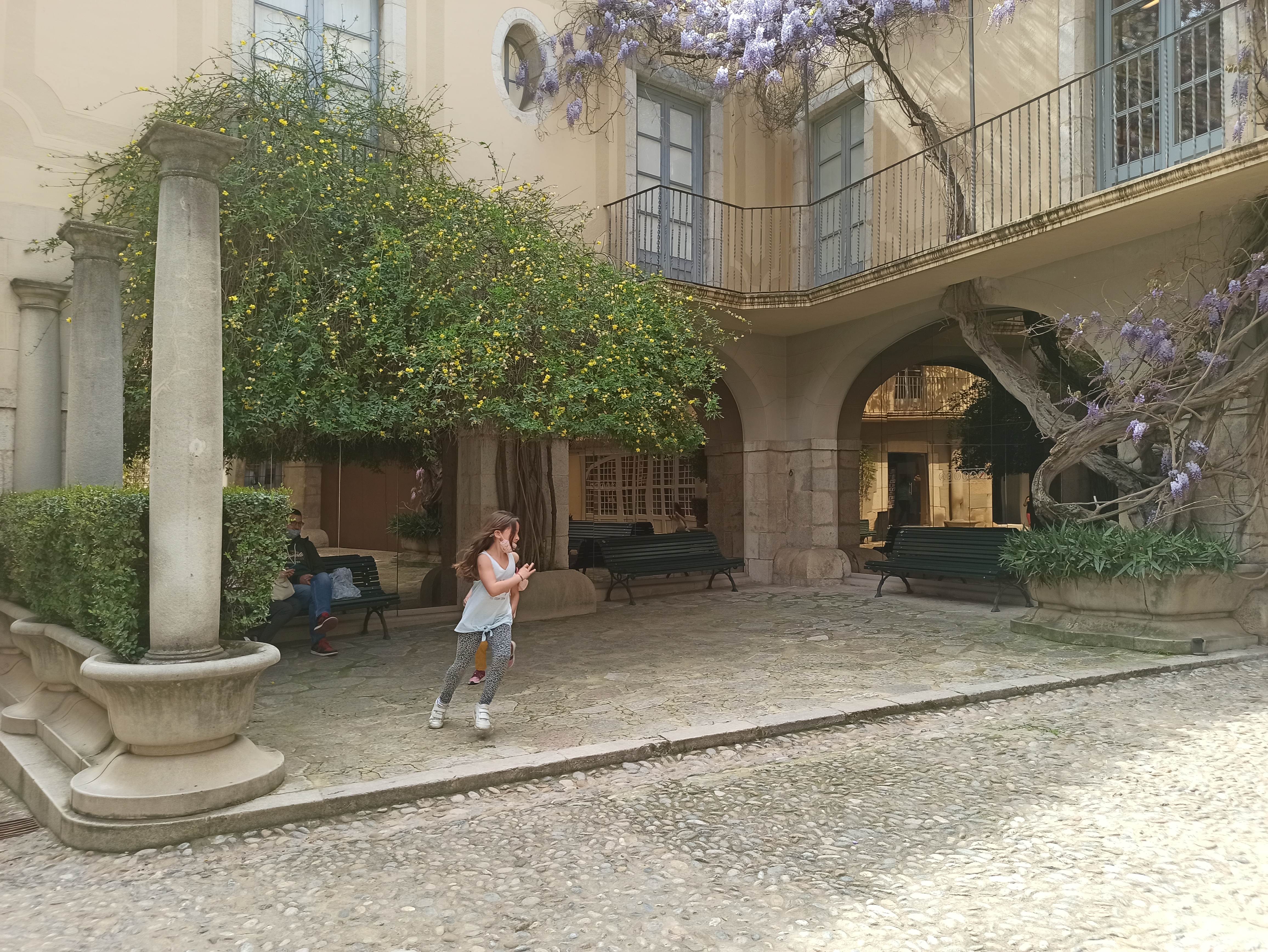 Jardí interior del Teatre Museu de Figueres