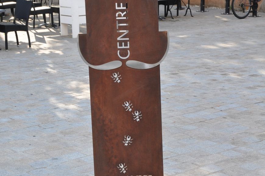 Monòlit a l’Estació de Perpinyà Monòlit a l’Estació de Perpinyà