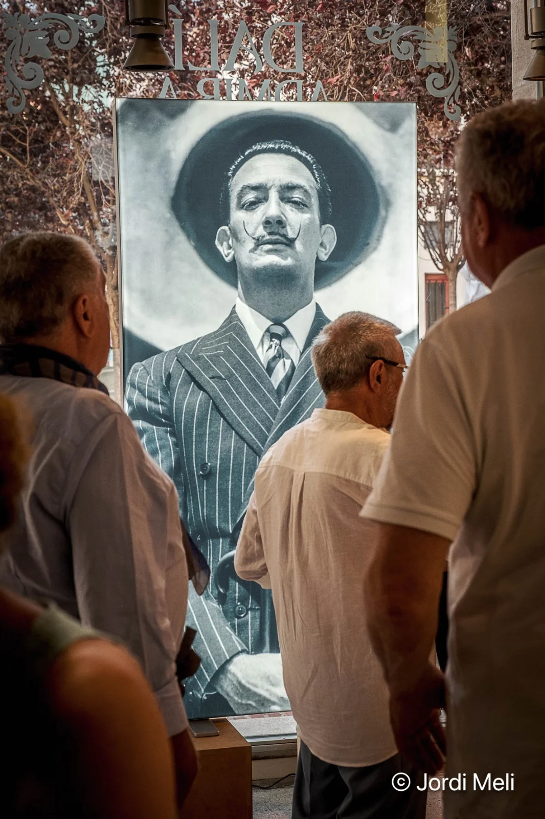 L’exposició «Dalí admira Gaudí» es pot visitar fins al 10 de setembre a la Delegació del COAC a Figueres. | © Jordi Meli