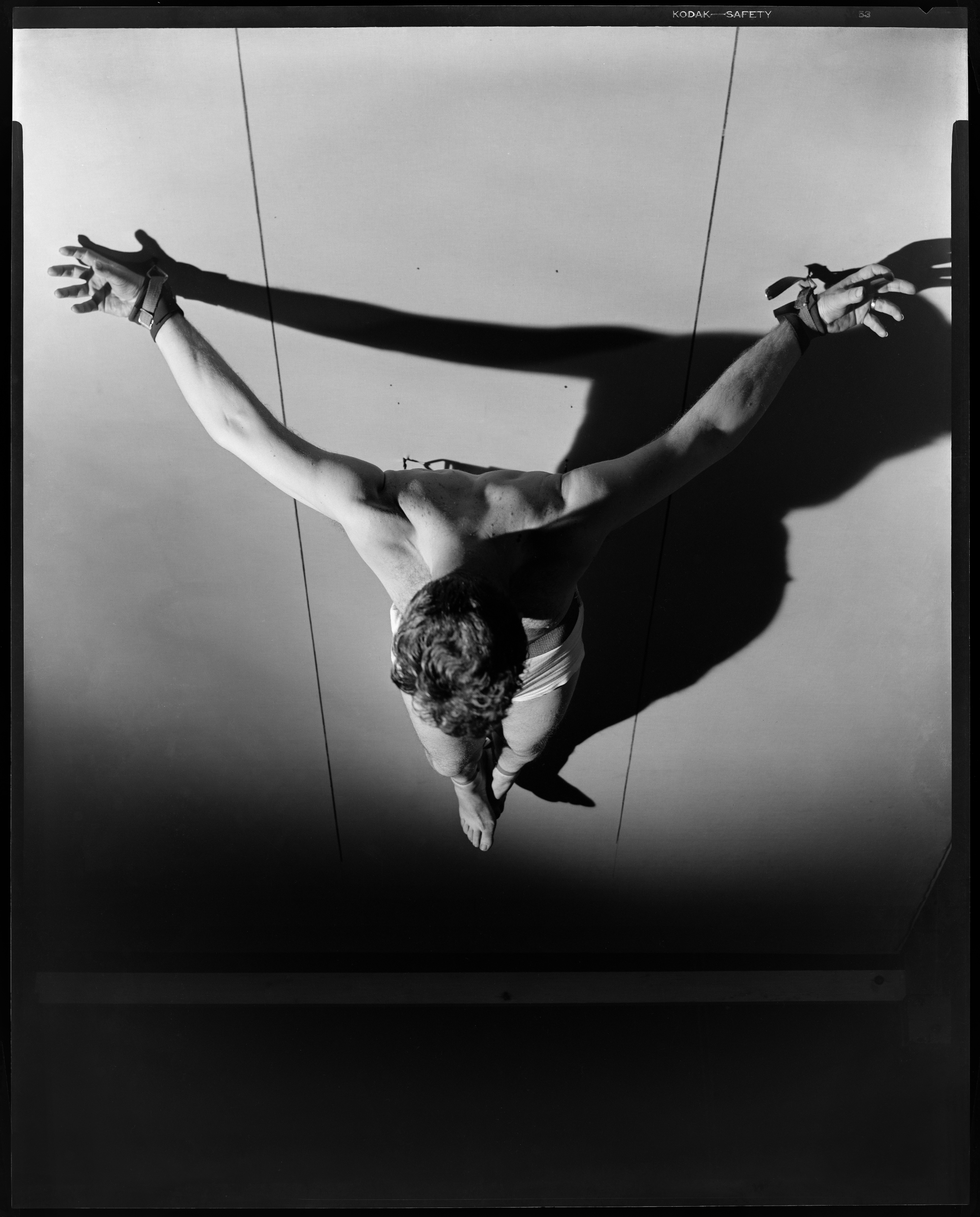 Weiman & Lester Photo Services. Sessió fotogràfica amb Russ Saunders i amb el segon model