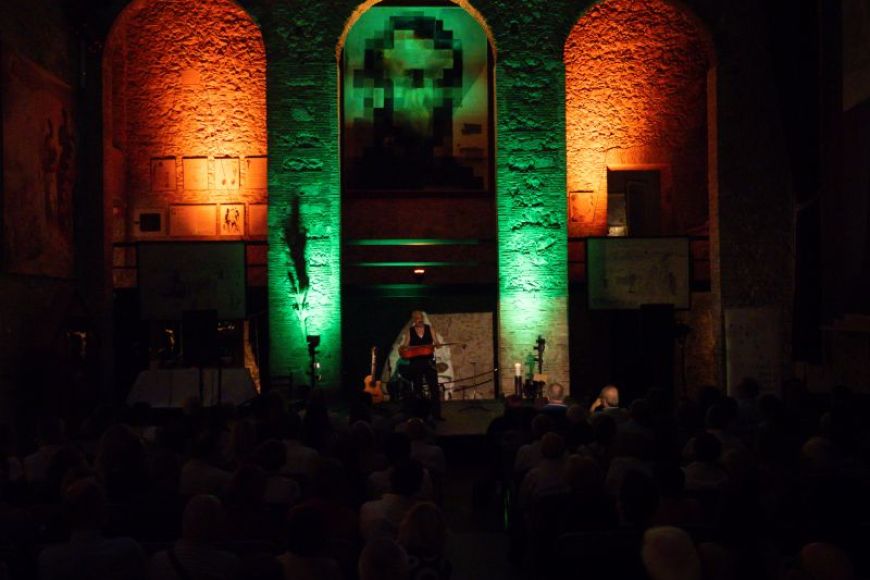 Joel Minguet va convertir «Lorca» en el regal d'aniversari dels Amics | © Jordi Oliveres Joel Minguet va convertir «Lorca» en el regal d'aniversari dels Amics | © Jordi Oliveres