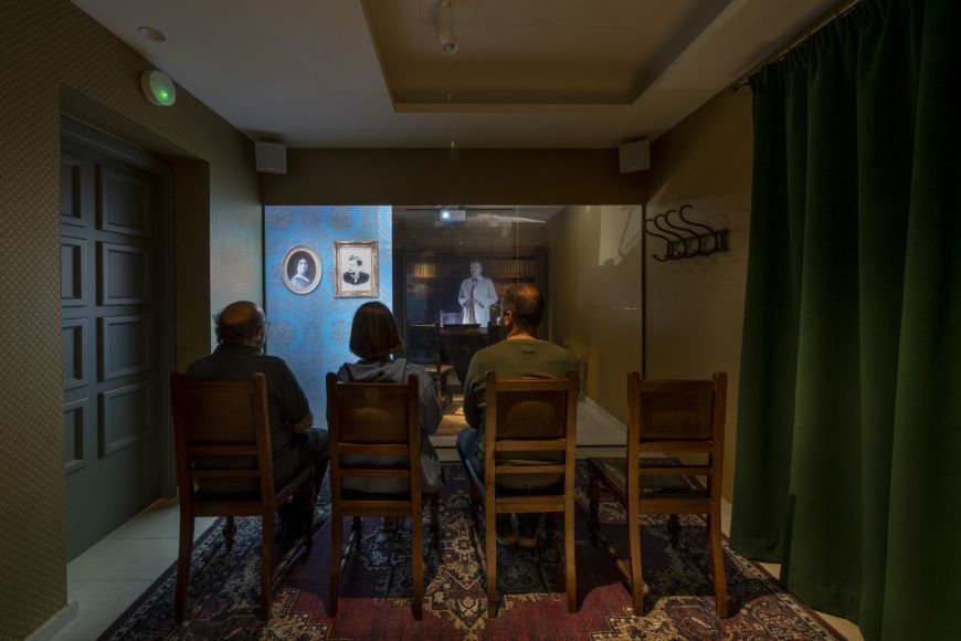 La visita a la Casa Natal comença a través del despatx de la notaria del pare del pintor | © Jordi Puig La visita a la Casa Natal comença a través del despatx de la notaria del pare del pintor | © Jordi Puig
