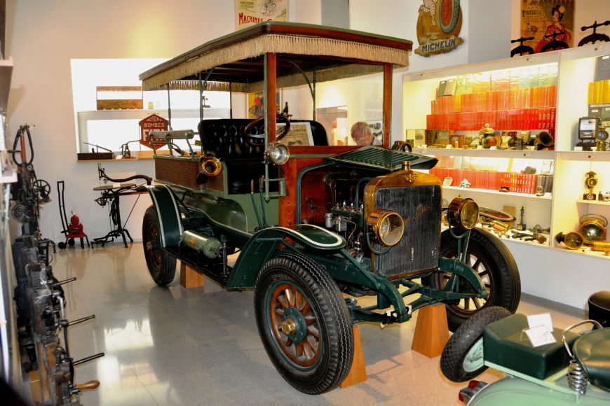 Automòbil Hispano Suiza | © MTE Automòbil Hispano Suiza | © MTE