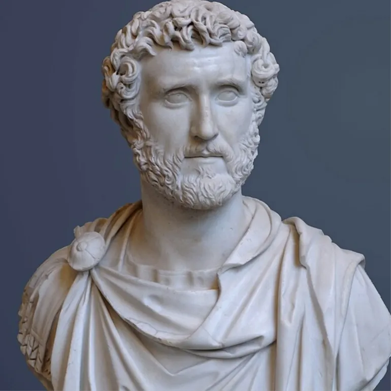 Bust de l’emperador romà Antoní Pius (86-161 dC) | © Ubi-Saint Pol Bust de l’emperador romà Antoní Pius (86-161 dC) | © Ubi-Saint Pol
