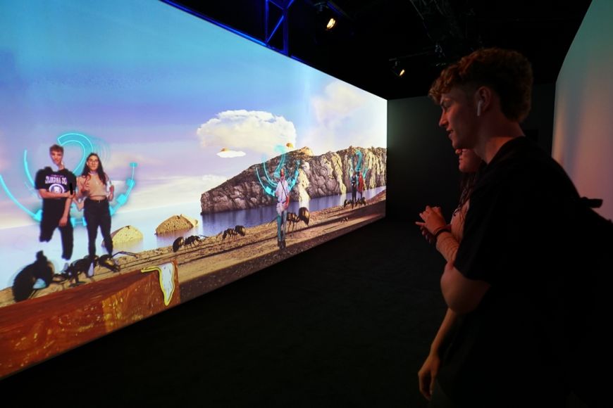 «Dalí Challenge» ofereix una immersió virtual en el món del pintor figuerenc a Barcelona | © SeedsXR «Dalí Challenge» ofereix una immersió virtual en el món del pintor figuerenc a Barcelona | © SeedsXR