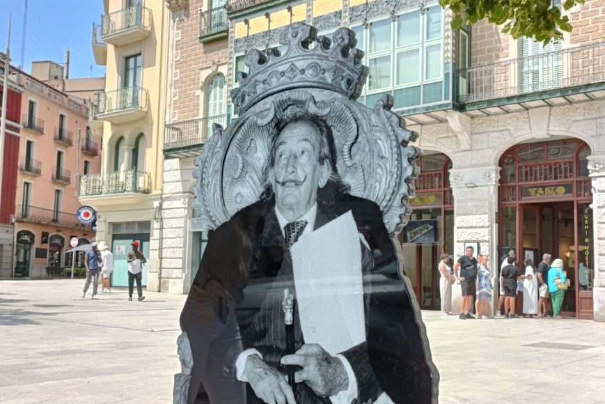 Una de tres les estàtues fixes d’acer de Dalí | © Ajuntament de Figueres Una de tres les estàtues fixes d’acer de Dalí | © Ajuntament de Figueres