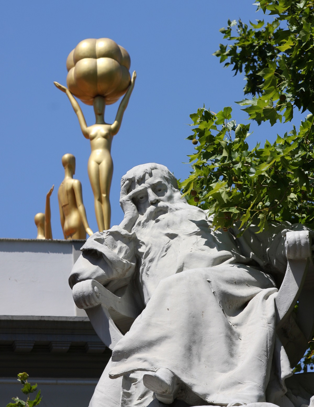 Exterior del Teatre - Museu Dalí