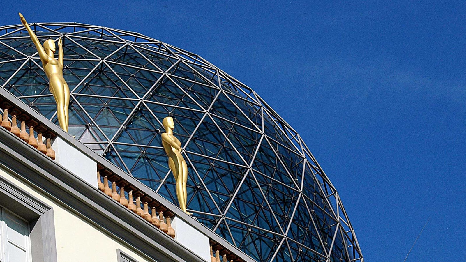 Els museus seguiran oberts, de moment, fins a l'1 de novembre.