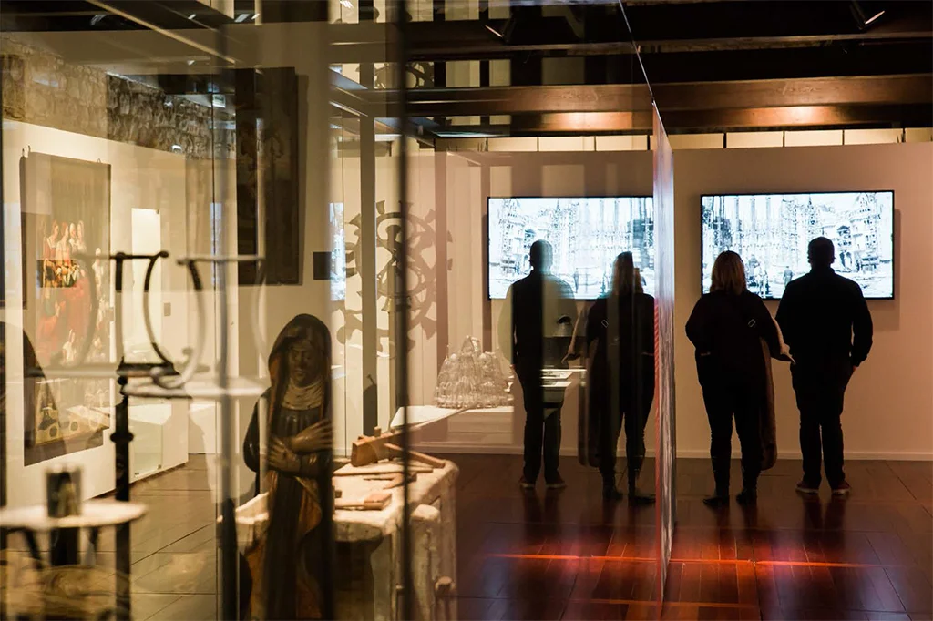 Gaudí Centre és una experiència per als sentits que permet conèixer millor Gaudí i descobrir els secrets del geni