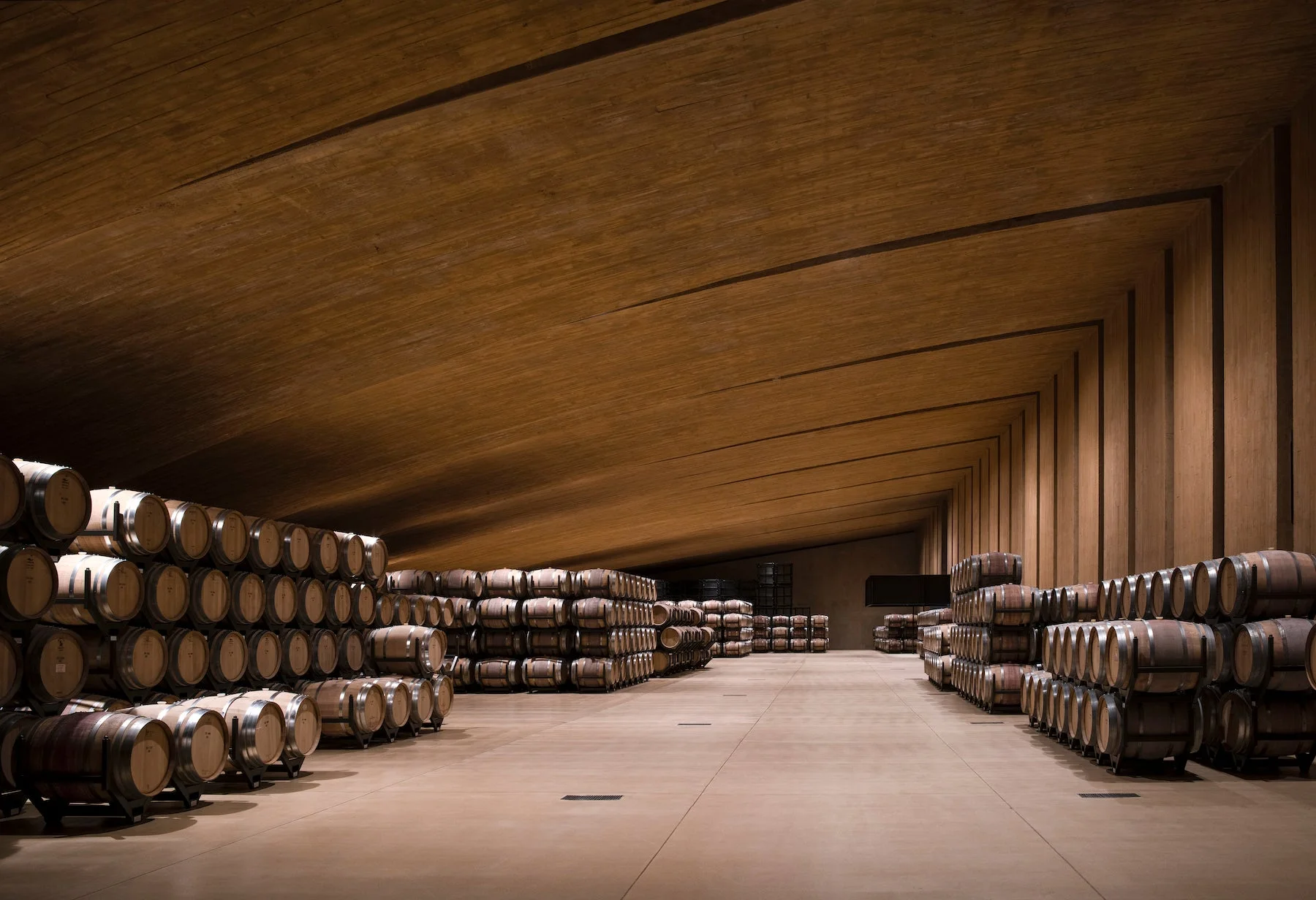 El nou Celler Perelada va ser rojectat per RCR Arquitectes, guardonats amb el Premi Pritzker 2017