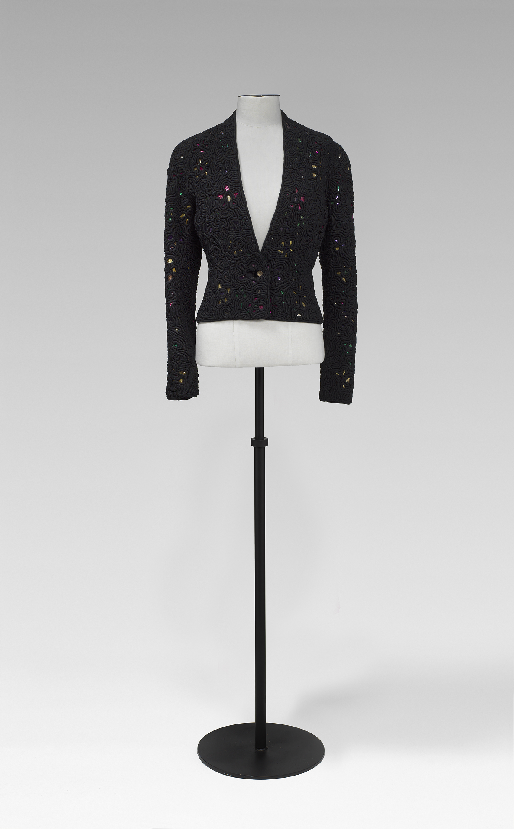 Elsa Schiaparelli (París). Jaqueta de nit, tardor-hivern, 1936 | © Fundació Gala - Salvador Dalí